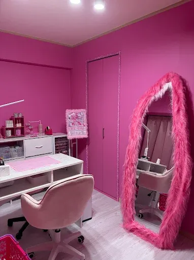 BOSS ME NAIL